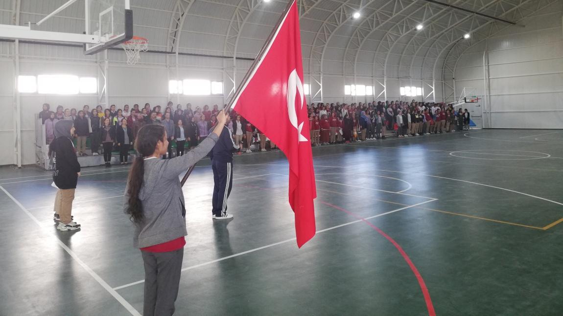 Okulumuzda 10 Kasım Atatürk'ü Anma Programı Düzenlendi